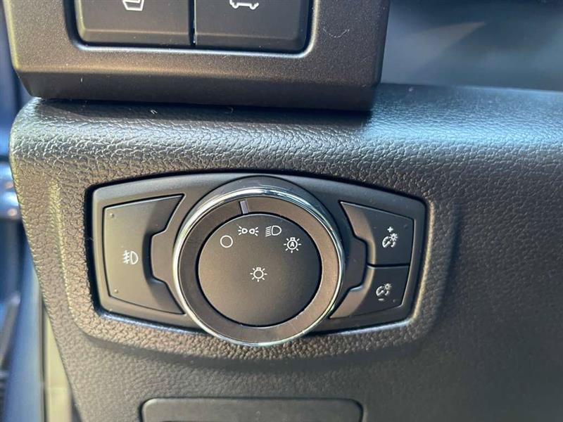Used 2018 Ford Expedition Limited w/ Equipment Group 302A AWD/4WD image 25