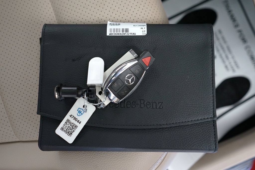 Used 2017 Mercedes-Benz GLC 300 4MATIC image 52