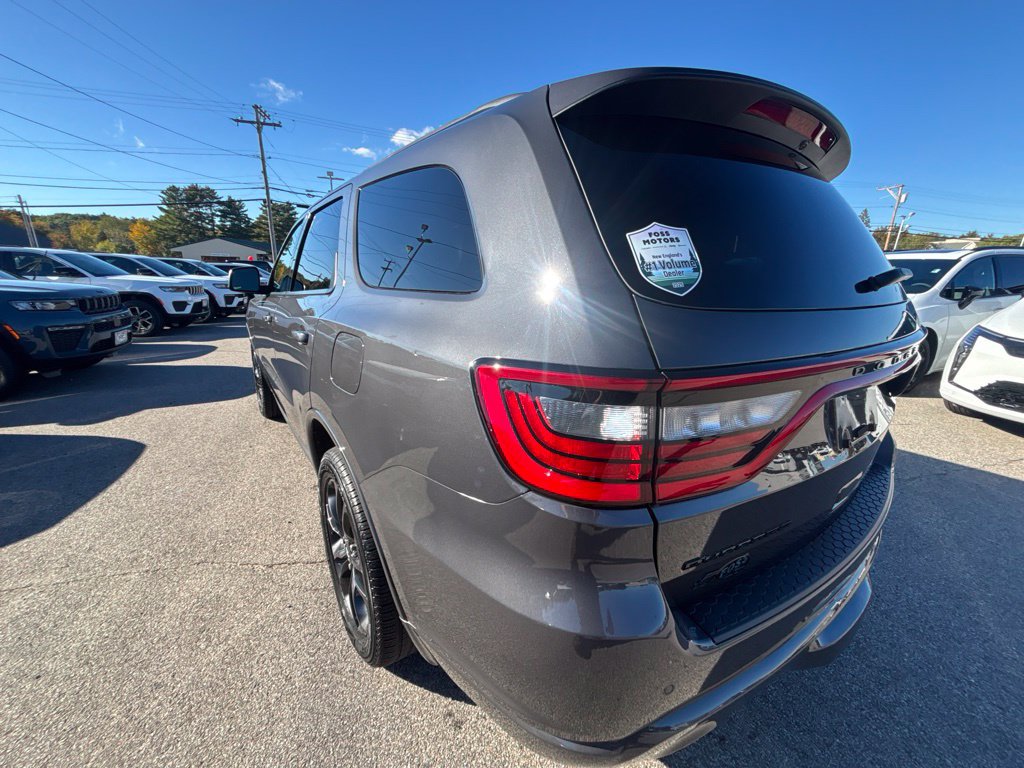 Used 2023 Dodge Durango GT AWD/4WD image 3