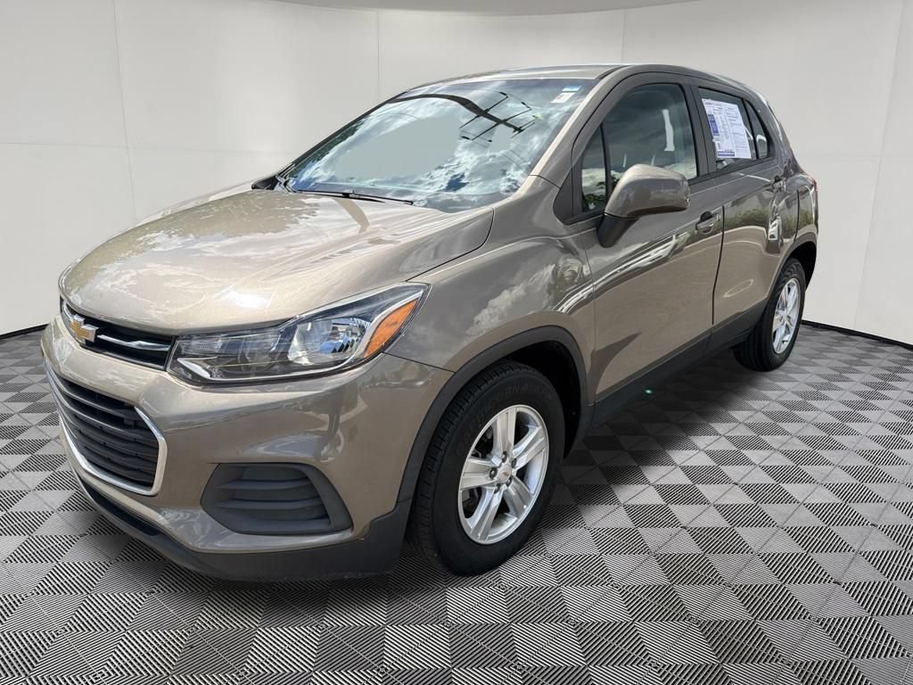 Used 2020 Chevrolet Trax LS FWD image 3