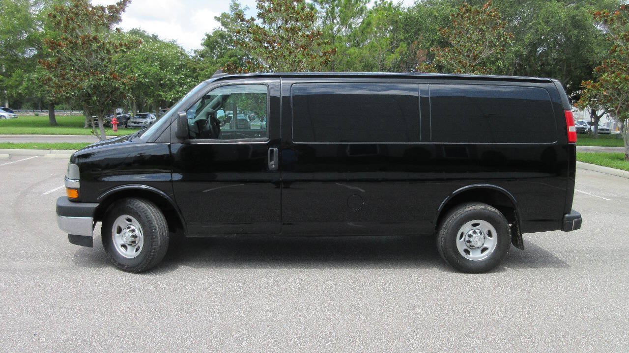 Used 2019 Chevrolet Express 2500 w/ Driver Convenience Package RWD image 2