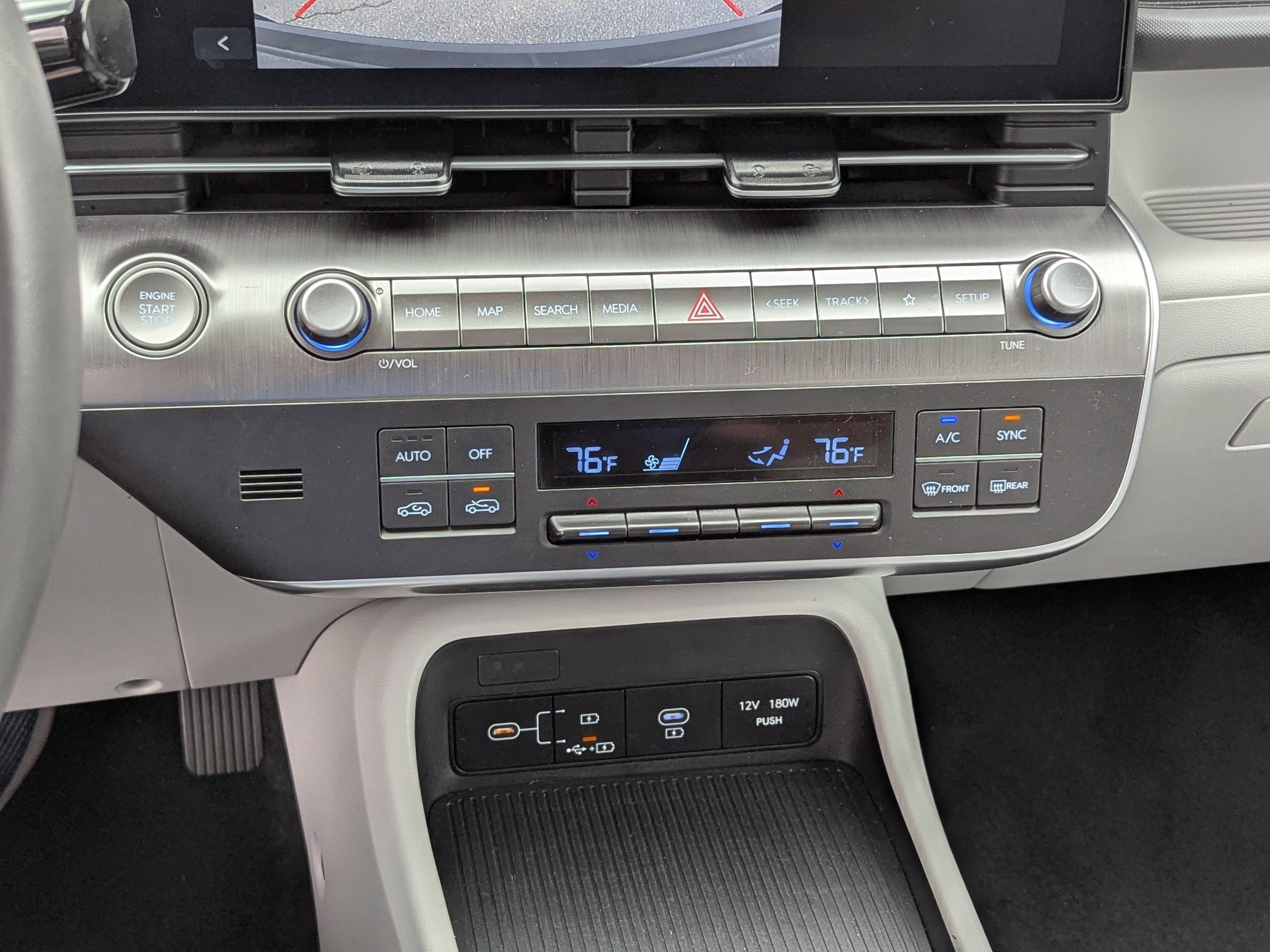 Used 2025 Hyundai Kona SEL image 22