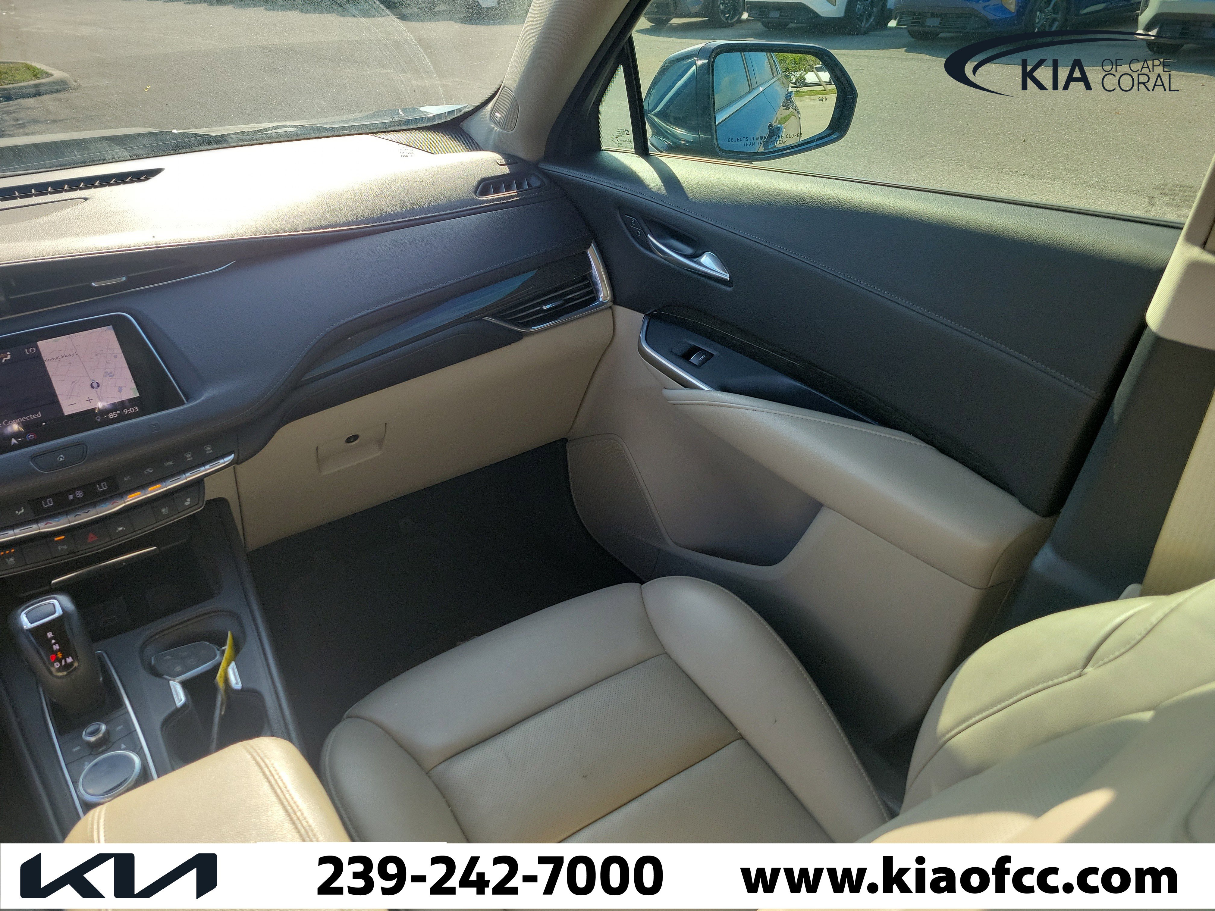 Used 2019 Cadillac XT4 Premium Luxury FWD image 18