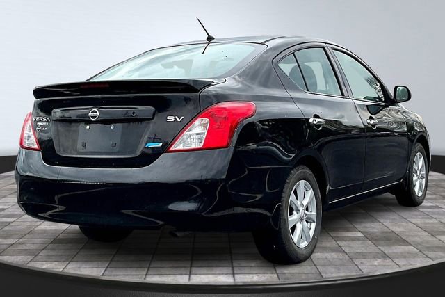 Used 2014 Nissan Versa SV w/ Convenience Package image 6