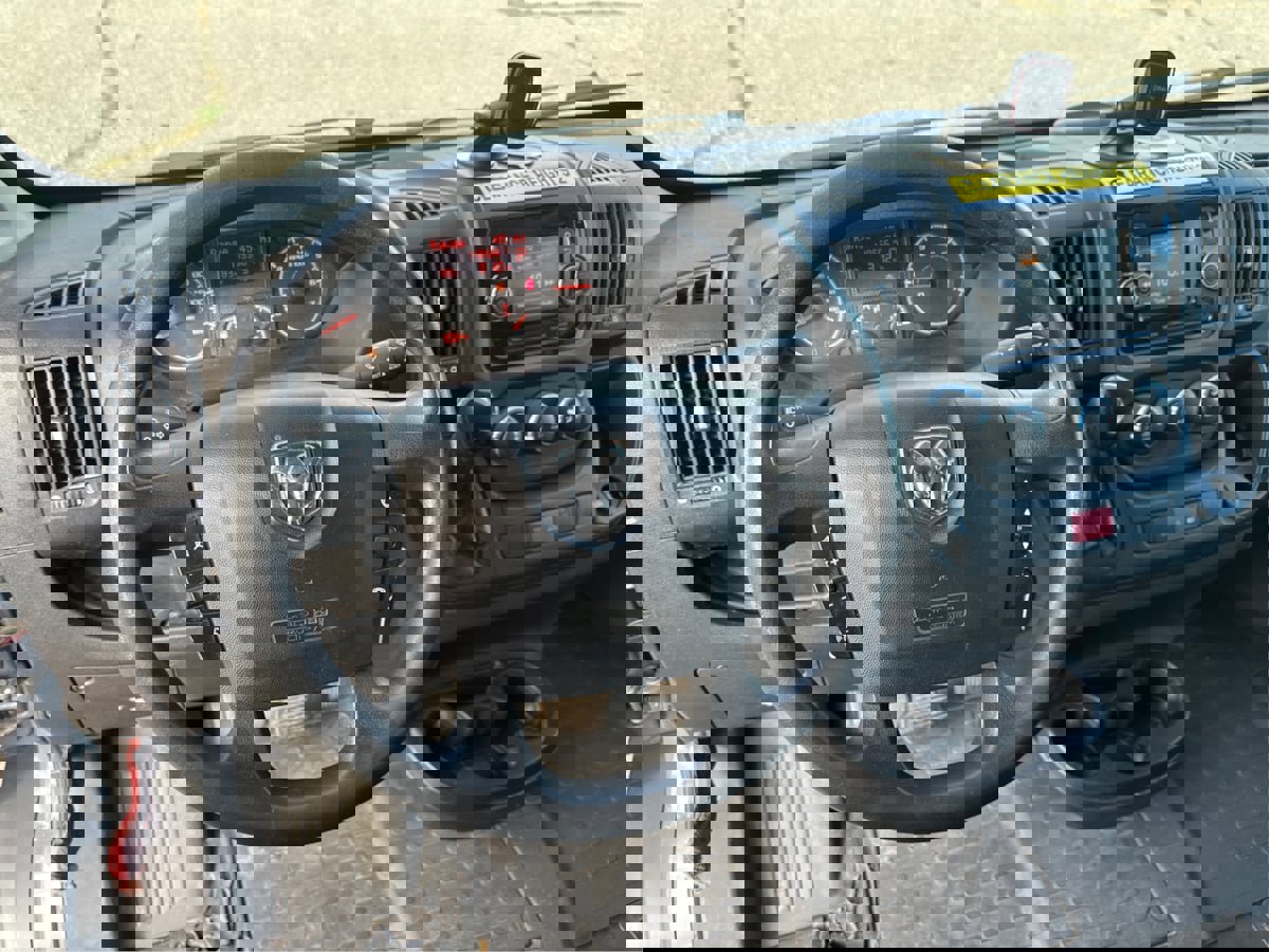 Used 2018 RAM ProMaster 2500 image 13