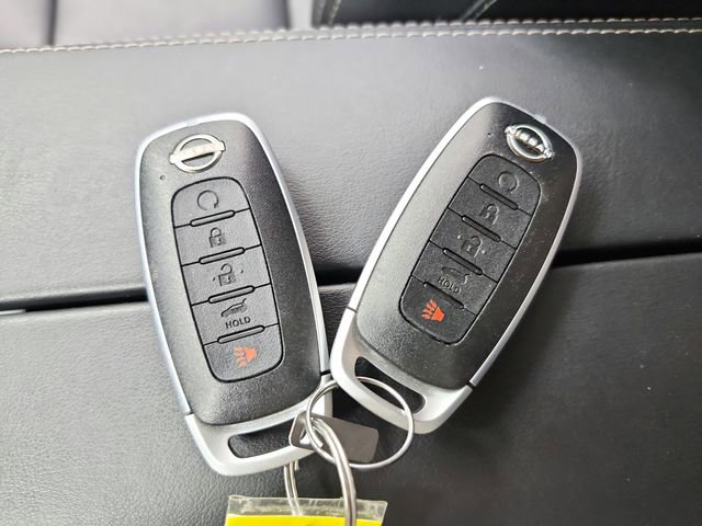 Used 2024 Nissan Rogue SL w/ SL Premium Package FWD image 39