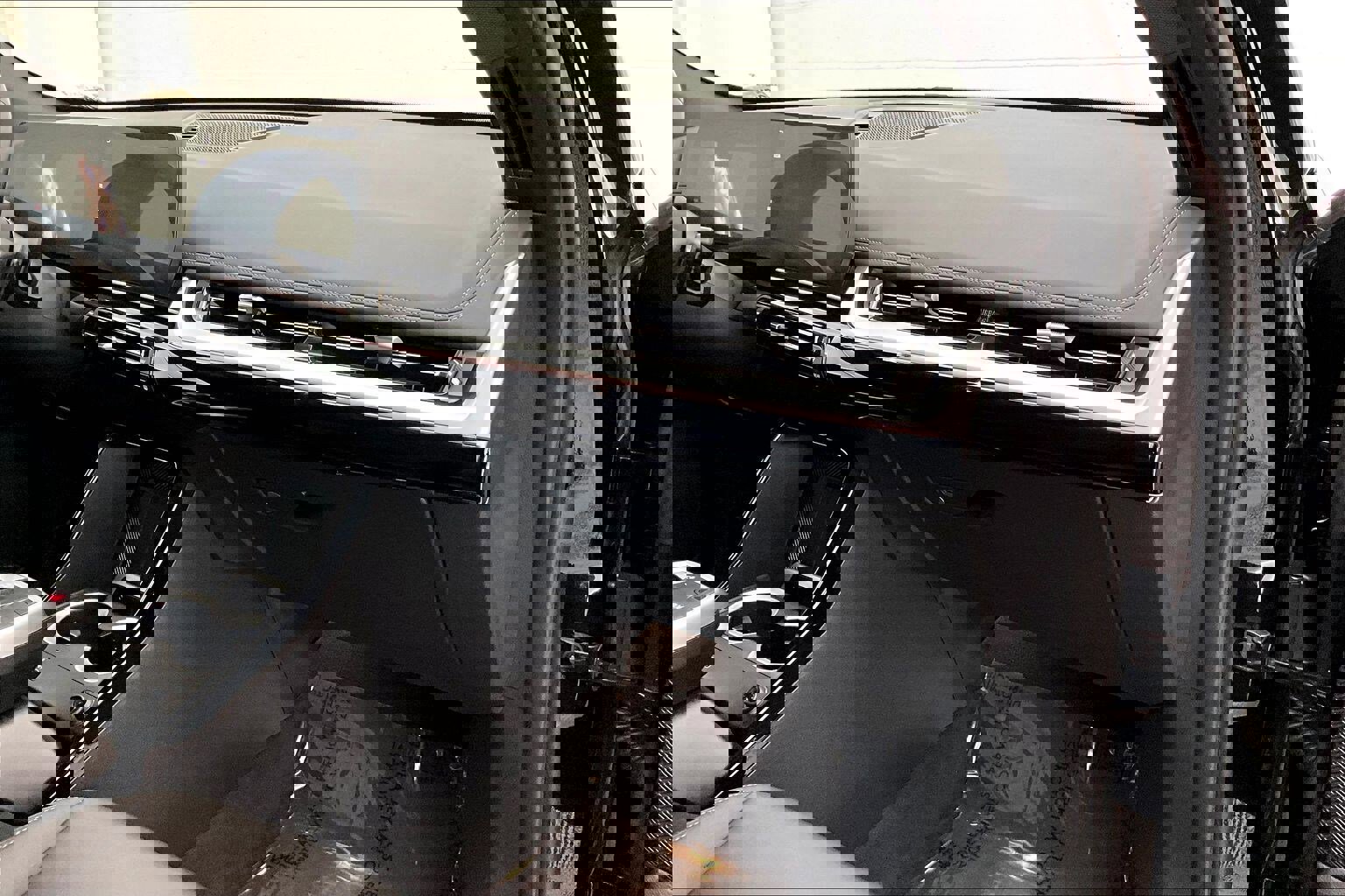 Used 2024 BMW X1 xDrive28i w/ Convenience Package image 19