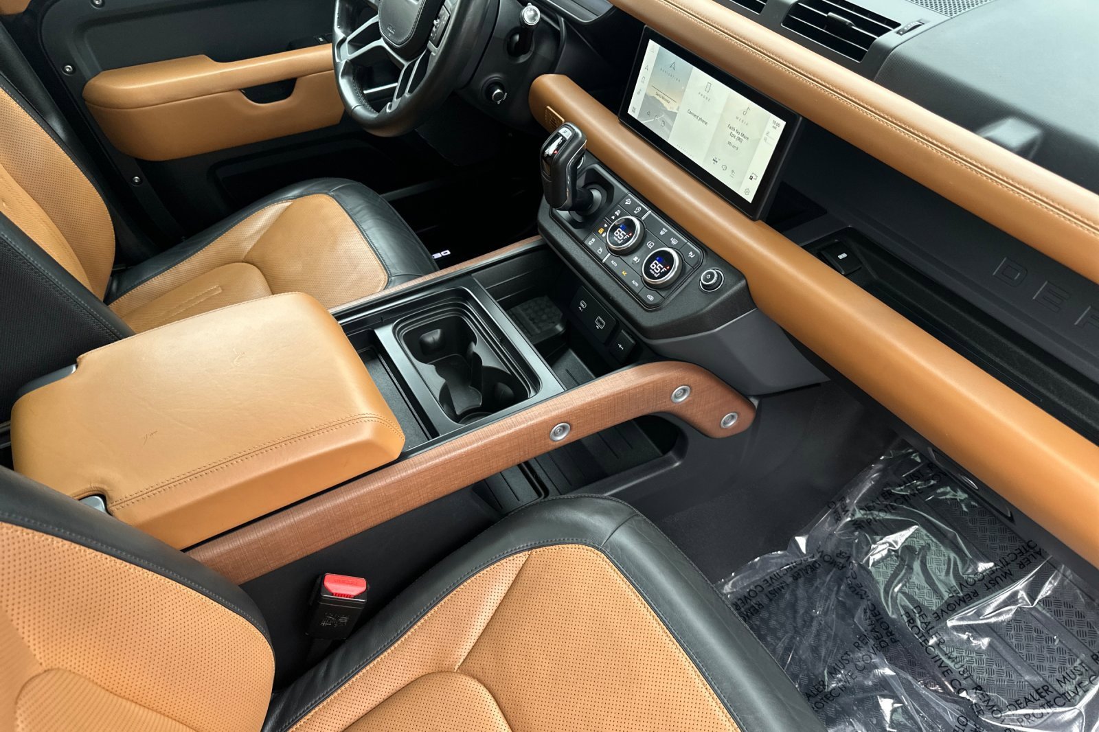 Used 2020 Land Rover Defender 110 X image 16