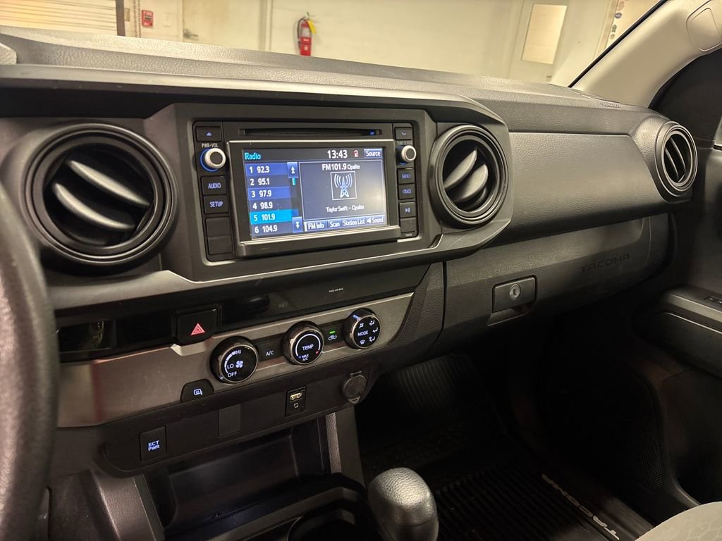 Used 2018 Toyota Tacoma SR image 38