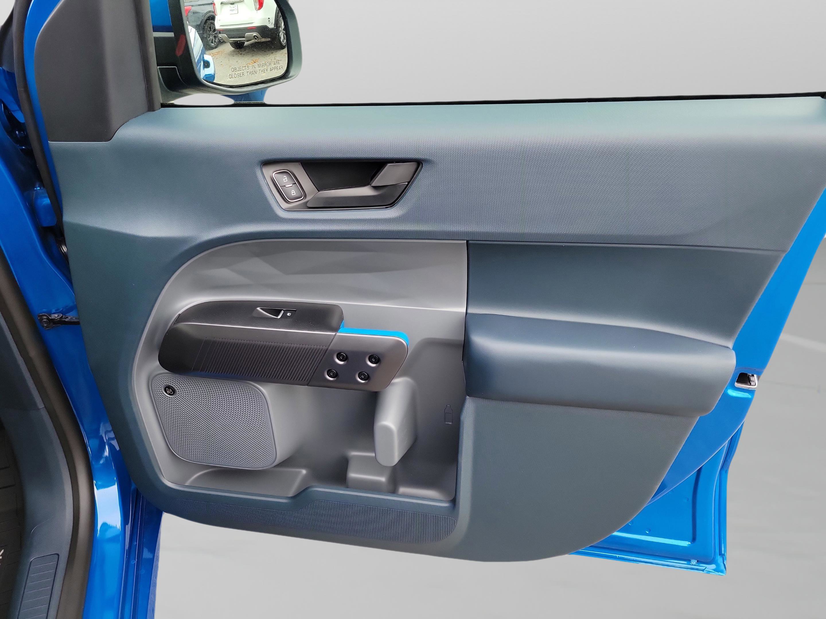 New 2026 Ford Maverick Lobo image 29