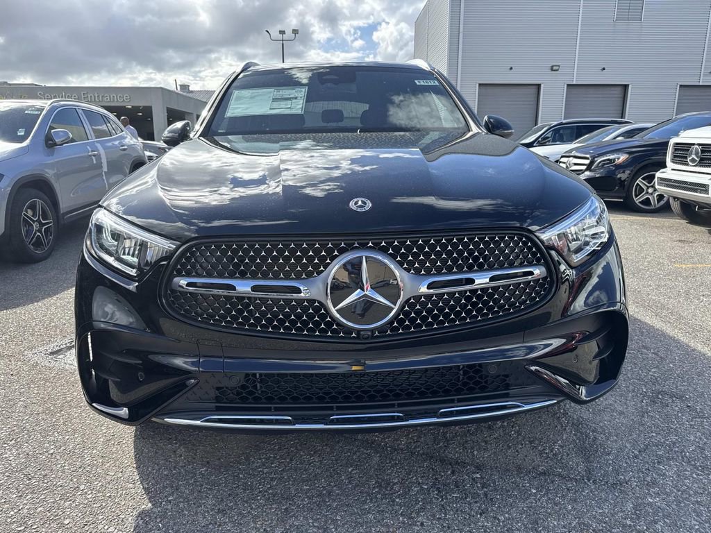 New 2026 Mercedes-Benz GLC 300 4MATIC image 2