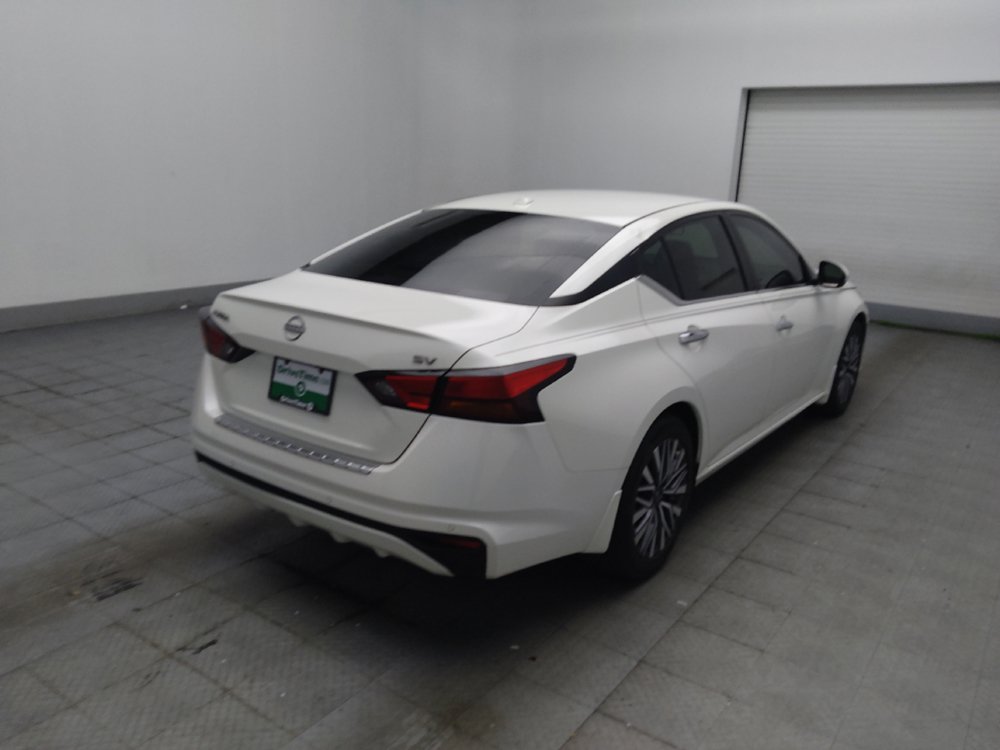 Used 2023 Nissan Altima 2.5 SV FWD image 9