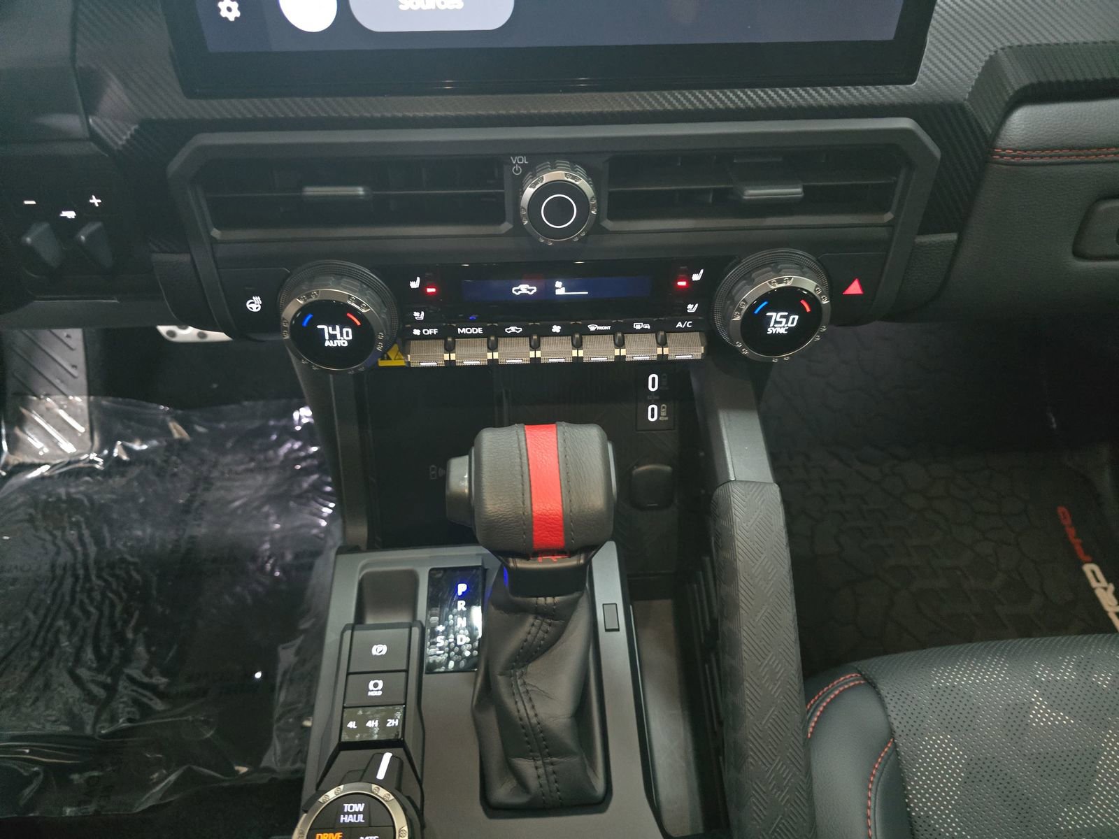 Used 2024 Toyota Tacoma TRD Pro AWD/4WD image 23