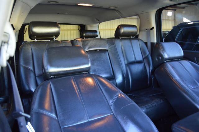 Used 2008 GMC Yukon XL Denali AWD/4WD image 47