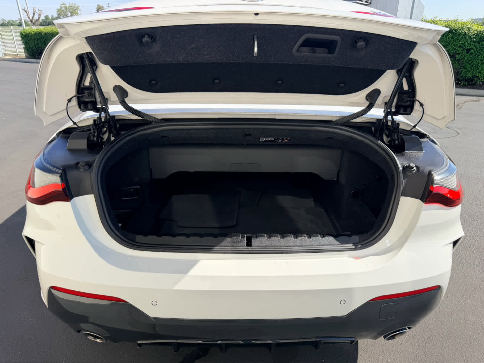 Used 2021 BMW 430i Convertible w/ M Sport Package image 6