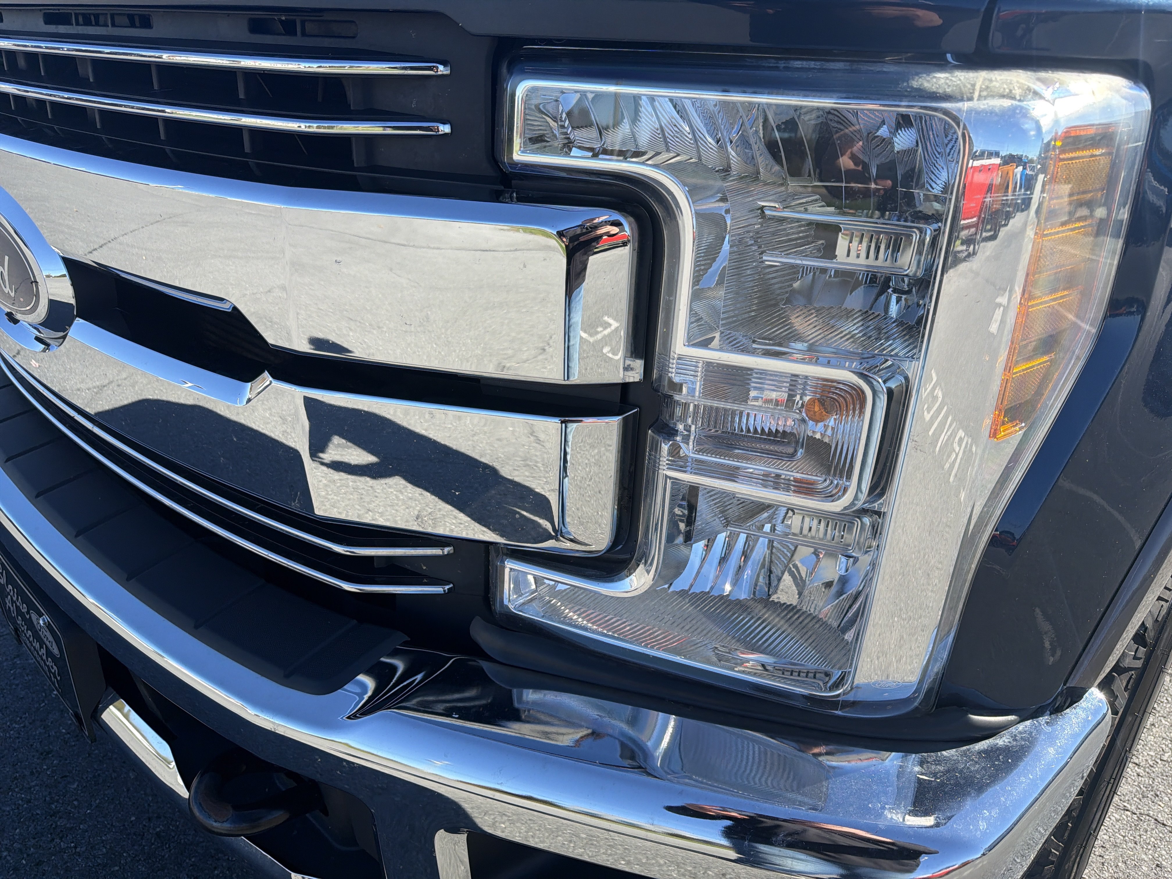 Used 2019 Ford F350 Lariat w/ Lariat Ultimate Package AWD/4WD image 10