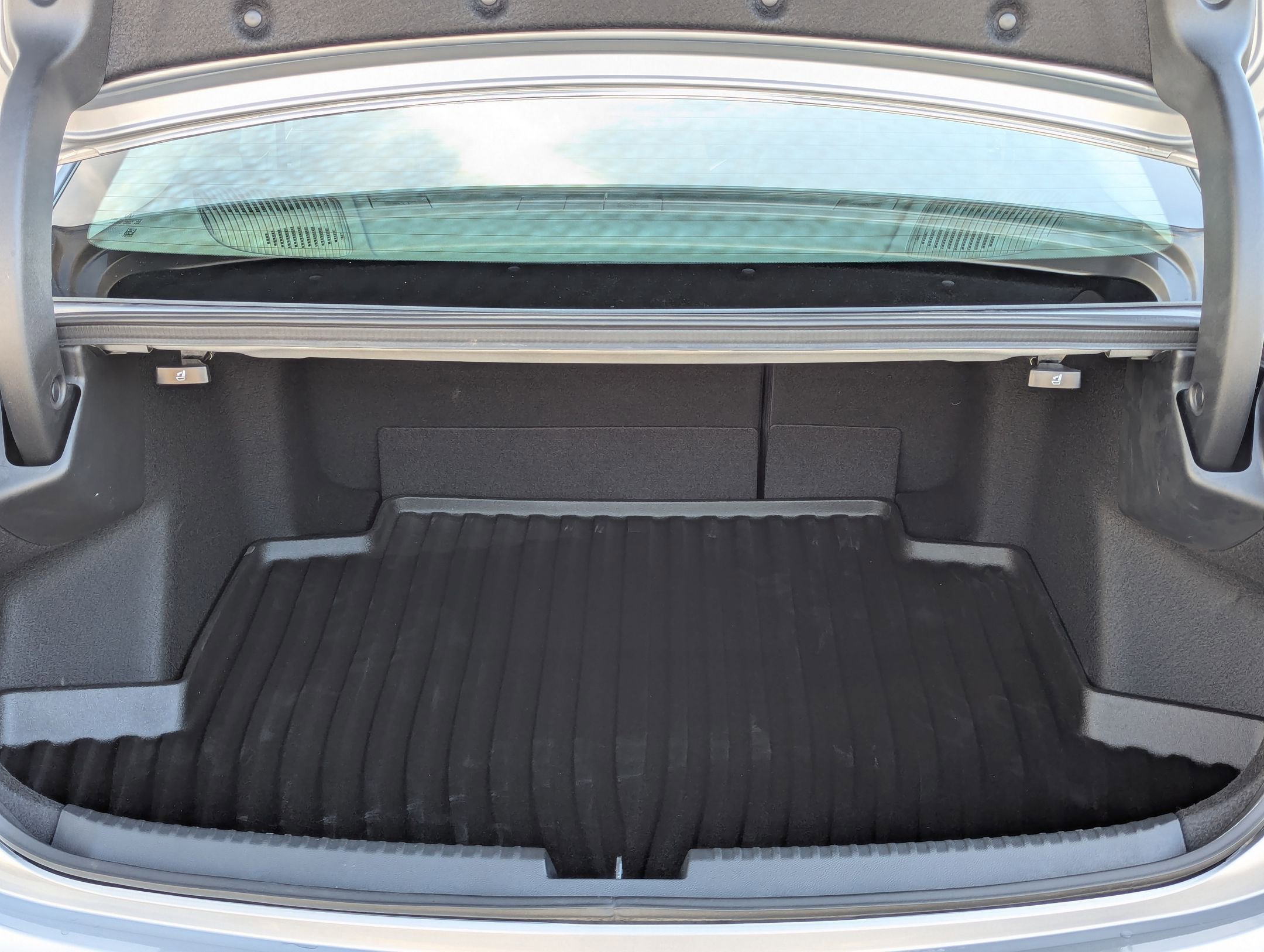 Certified 2025 Acura TLX w/ Technology Package image 24