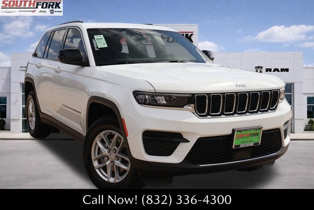 New 2026 Jeep Grand Cherokee Laredo X RWD image 1