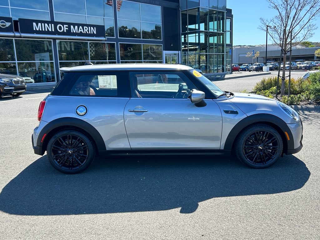 Used 2024 MINI Cooper S w/ Signature Upholstery Package image 6