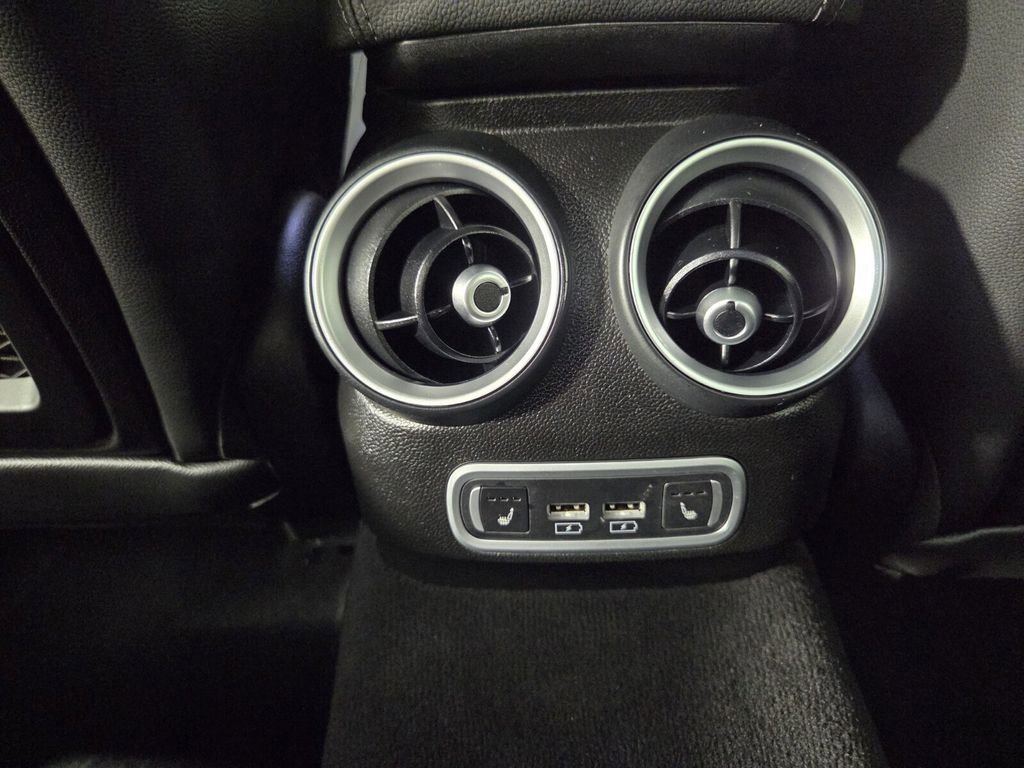 Used 2024 Alfa Romeo Giulia Veloce AWD/4WD image 26