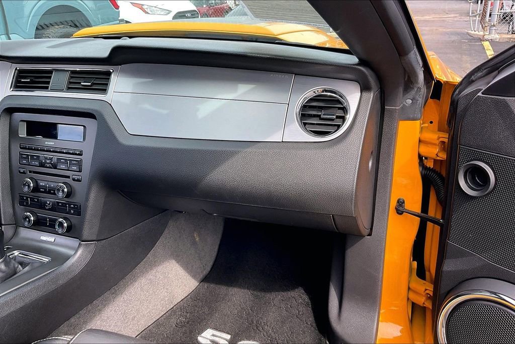 Used 2011 Ford Mustang GT Premium w/ GT Coupe Accessory Pkg 5 RWD image 15