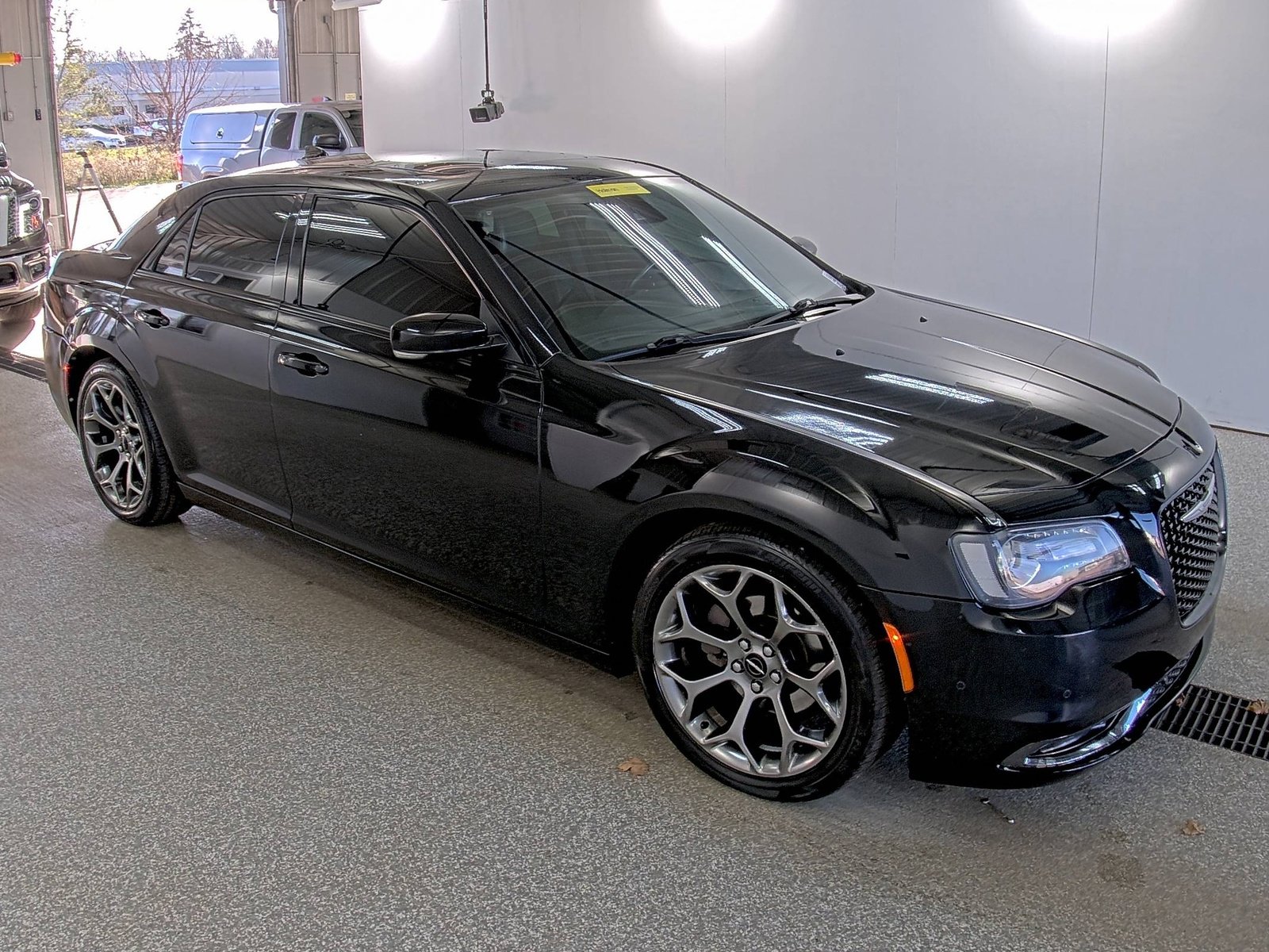 Used 2018 Chrysler 300 S w/ Safetytec Plus Group image 5