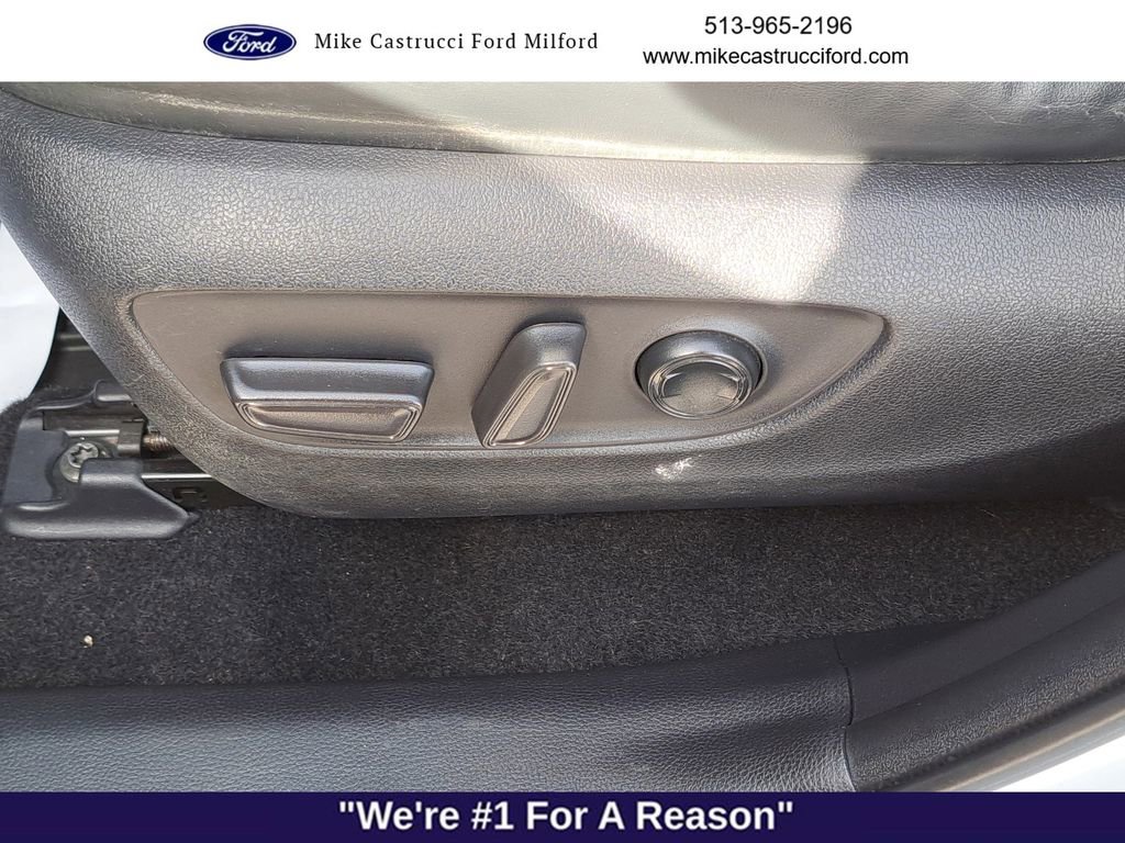 Used 2021 Toyota RAV4 XLE Premium image 21