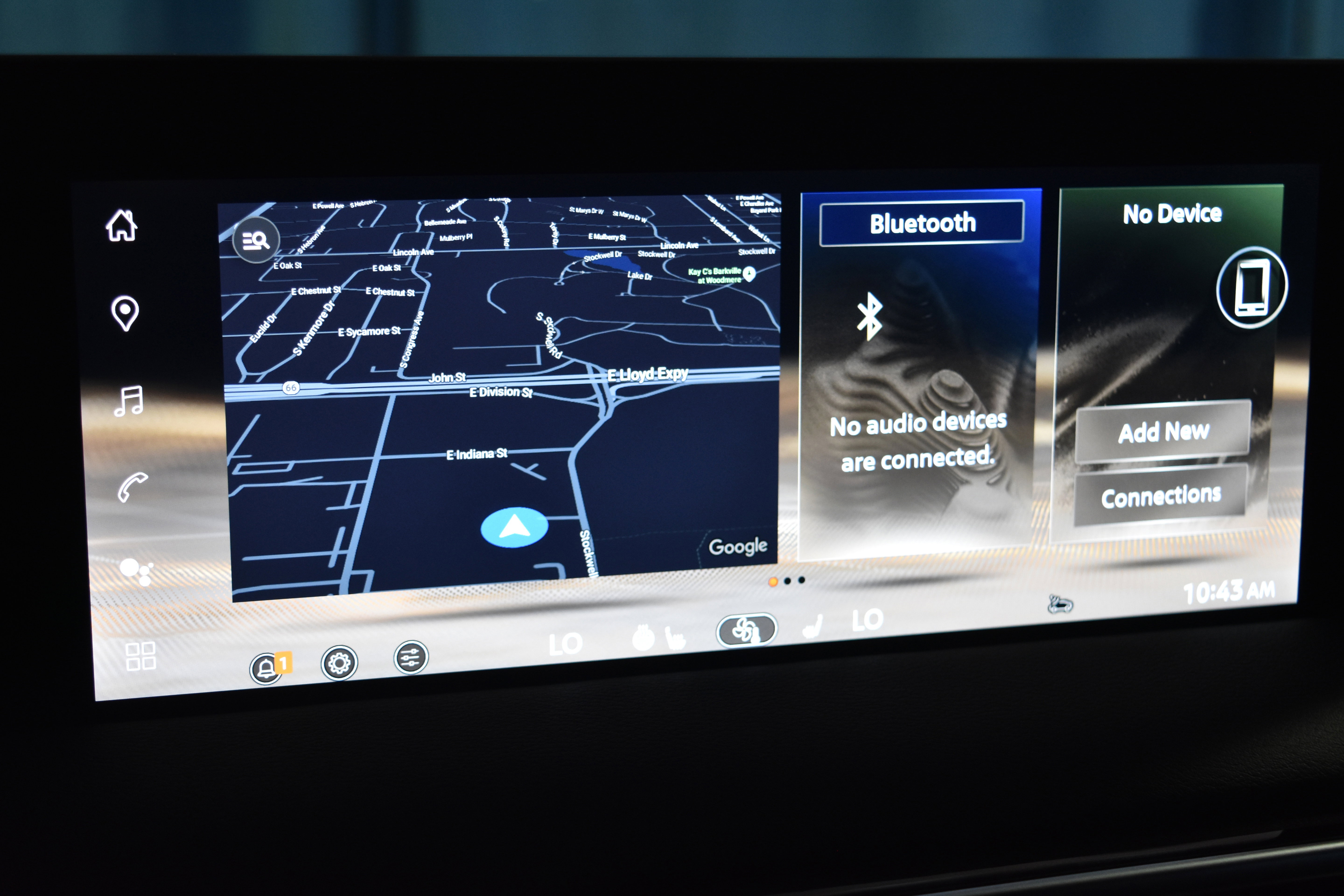 New 2026 Nissan Armada SL w/ Captain's Chari Seat Package image 9