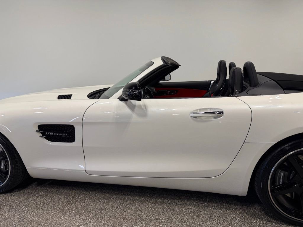 Used 2018 Mercedes-Benz AMG GT Roadster image 28