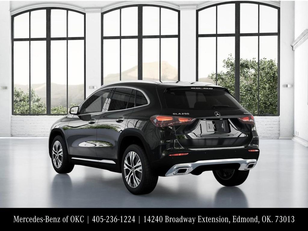 Used 2025 Mercedes-Benz GLA 250 4MATIC image 28