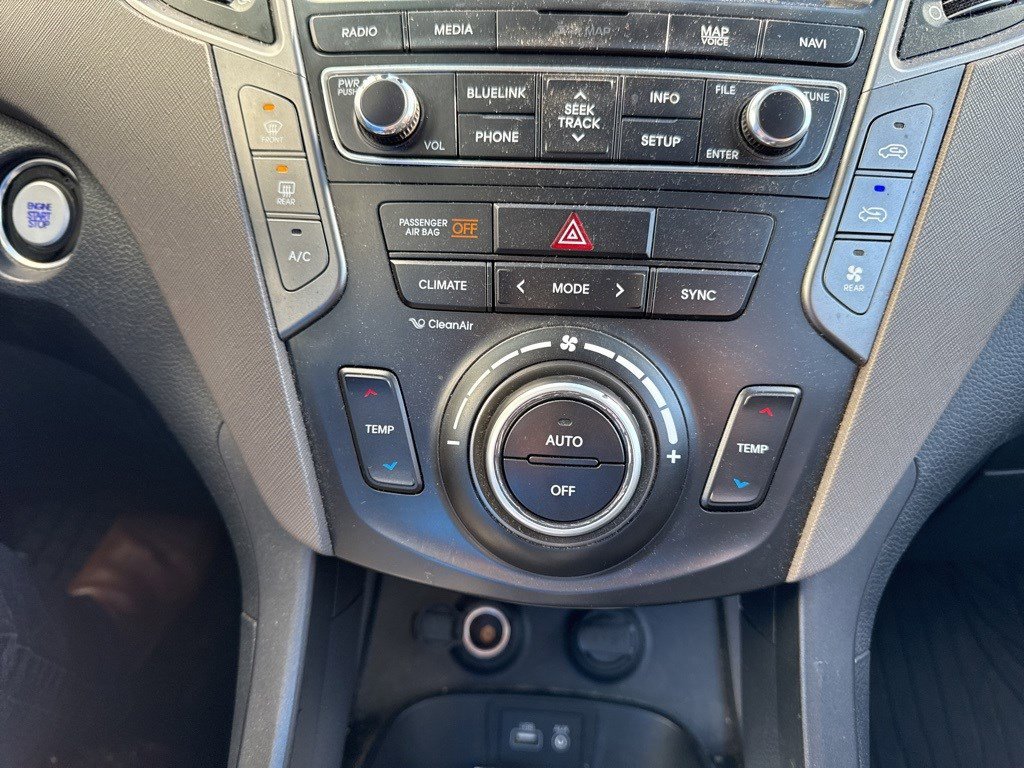 Used 2017 Hyundai Santa Fe SE w/ SE Ultimate Tech Package 03 image 22