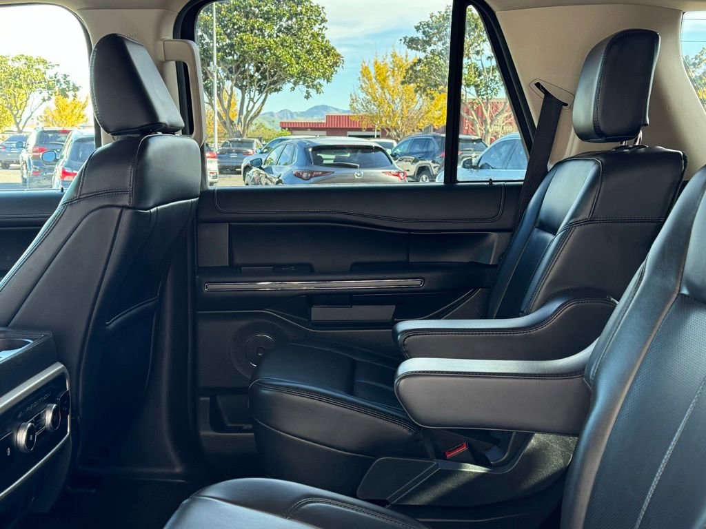 Used 2024 Ford Expedition XLT image 23