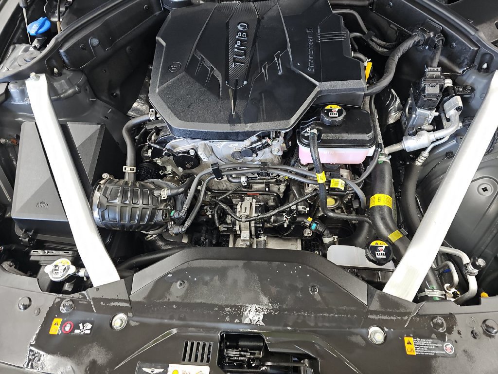 Used 2024 Genesis G70 2.5T AWD/4WD image 4