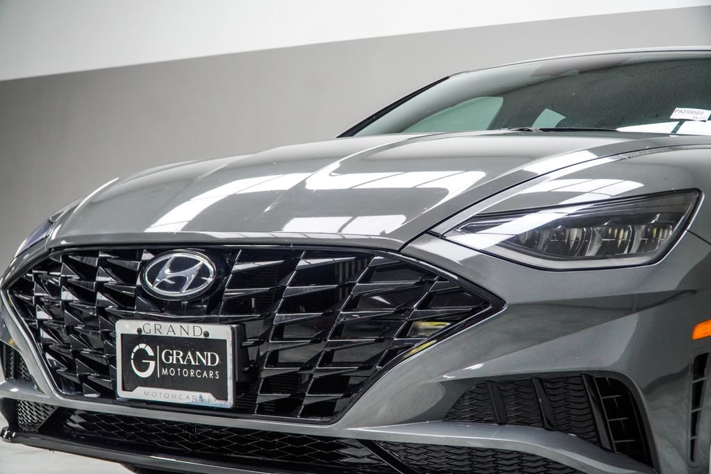 Used 2023 Hyundai Sonata SEL Plus w/ Preferred Accessory Package FWD image 2