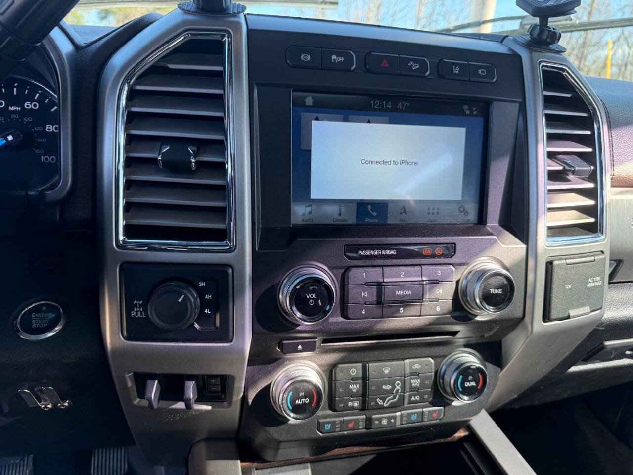 Used 2017 Ford F350 Platinum w/ Platinum Ultimate Package AWD/4WD image 26