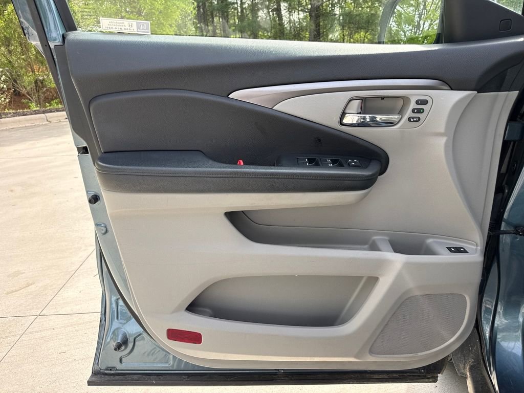 Used 2021 Honda Pilot Special Edition image 14