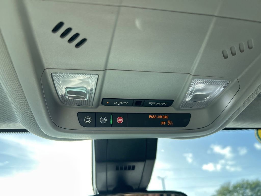 Used 2024 Chevrolet Equinox LS w/ Sport Edition image 38