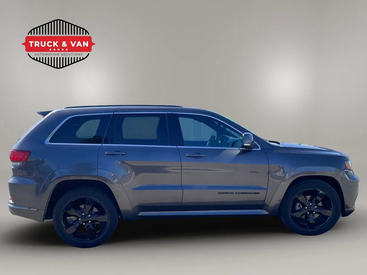 Used 2015 Jeep Grand Cherokee High Altitude RWD image 8