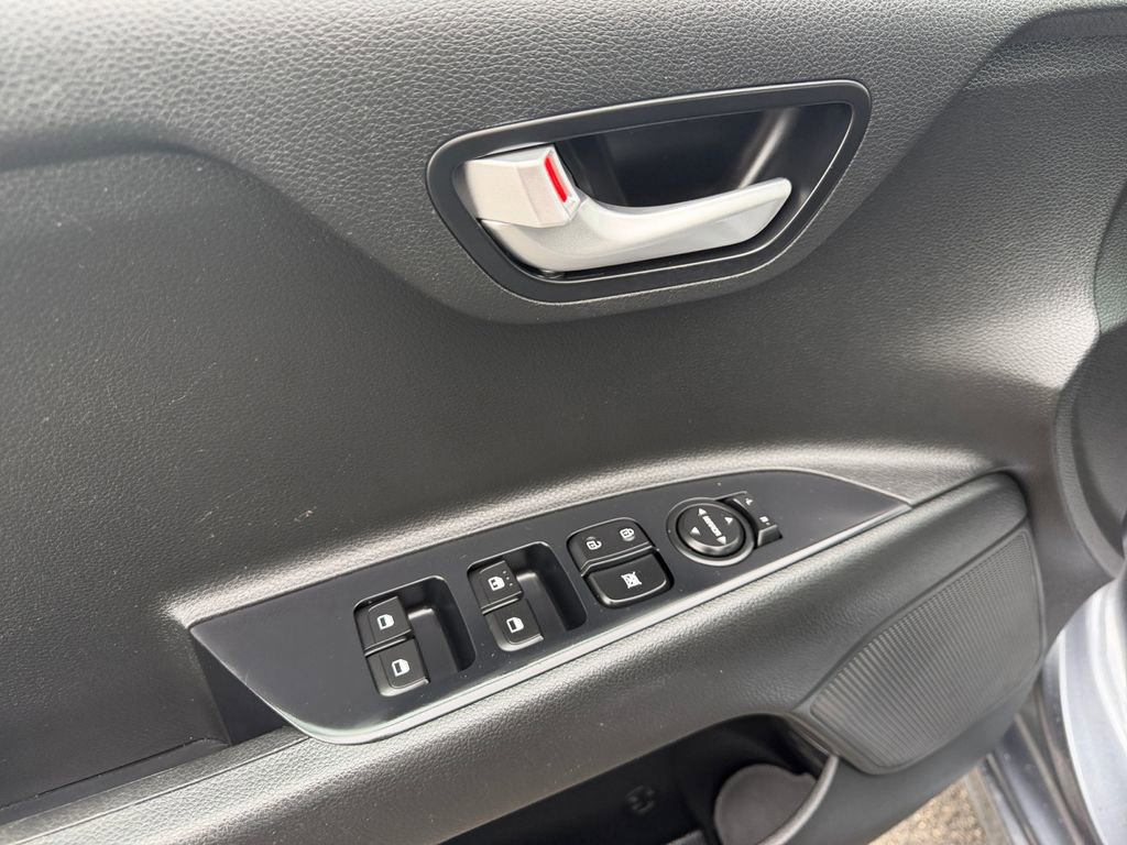 Used 2019 Kia Rio S FWD image 11