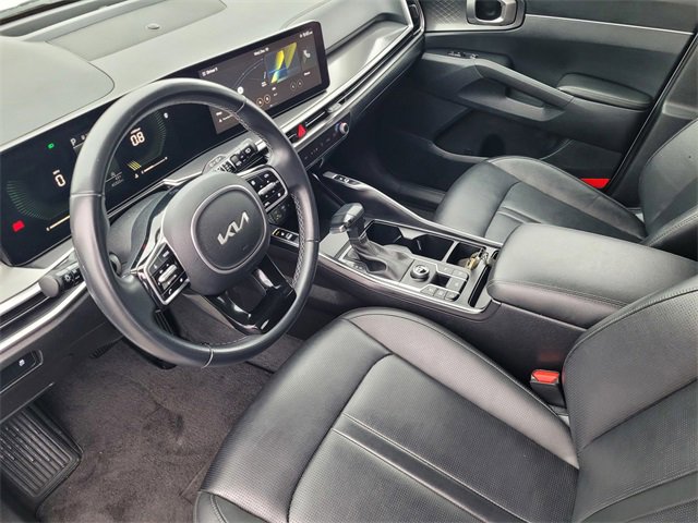 Used 2024 Kia Sorento S image 8