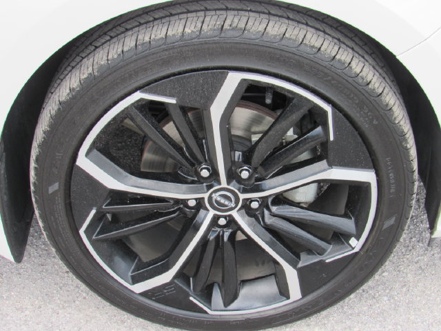Used 2024 Nissan Altima 2.5 SR FWD image 9