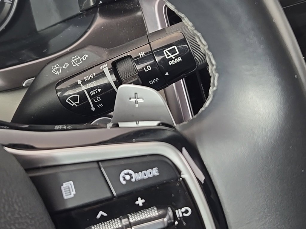 Used 2023 Kia Sorento EX image 29