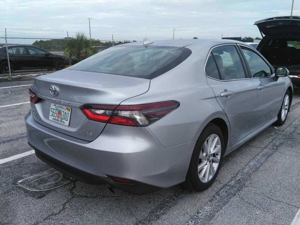 Used 2023 Toyota Camry LE FWD image 8