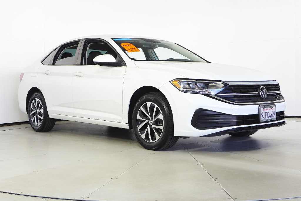 Certified 2023 Volkswagen Jetta S FWD image 4