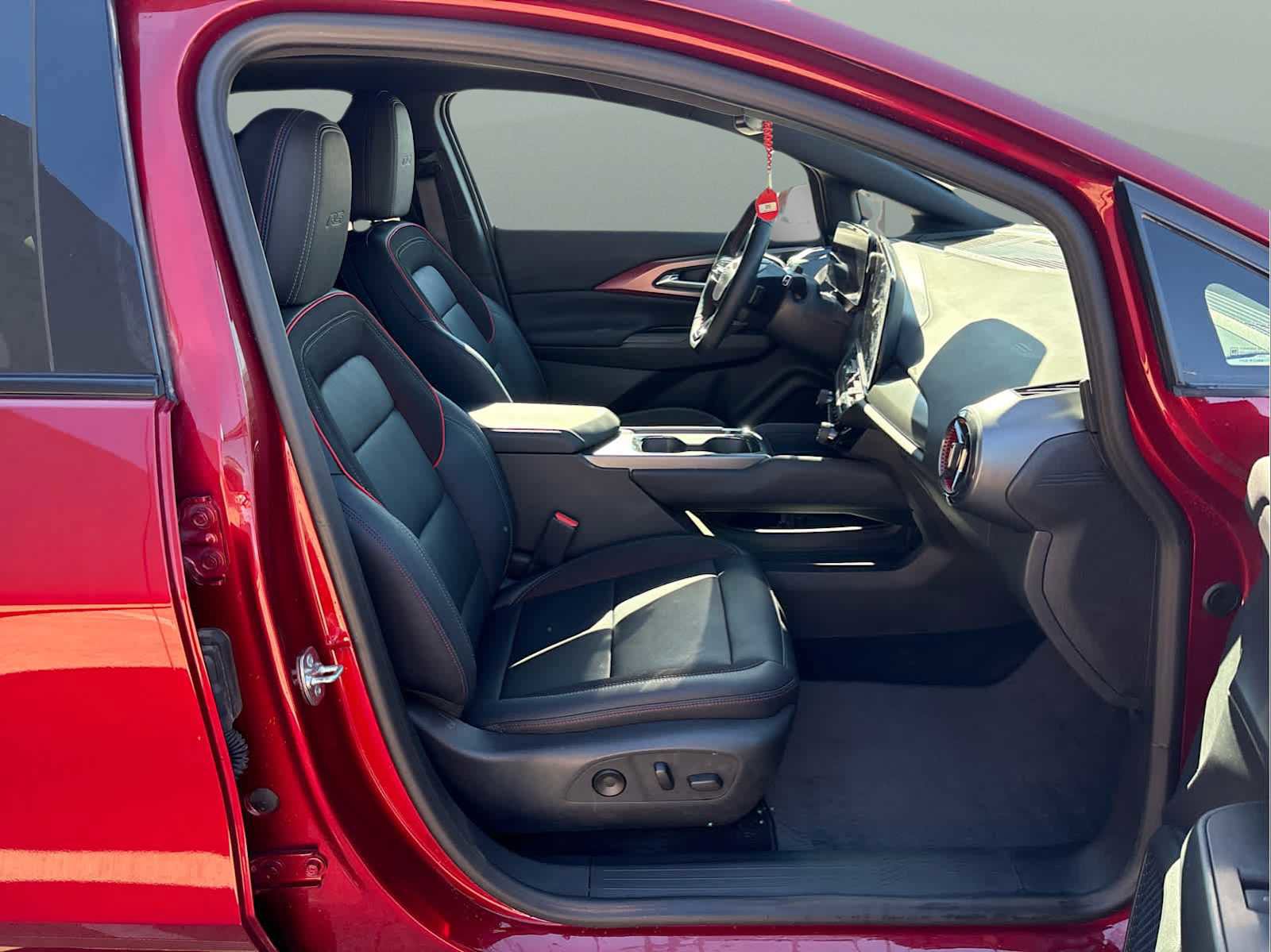 Used 2024 Chevrolet Equinox EV RS w/ Active Safety Package 3 image 12