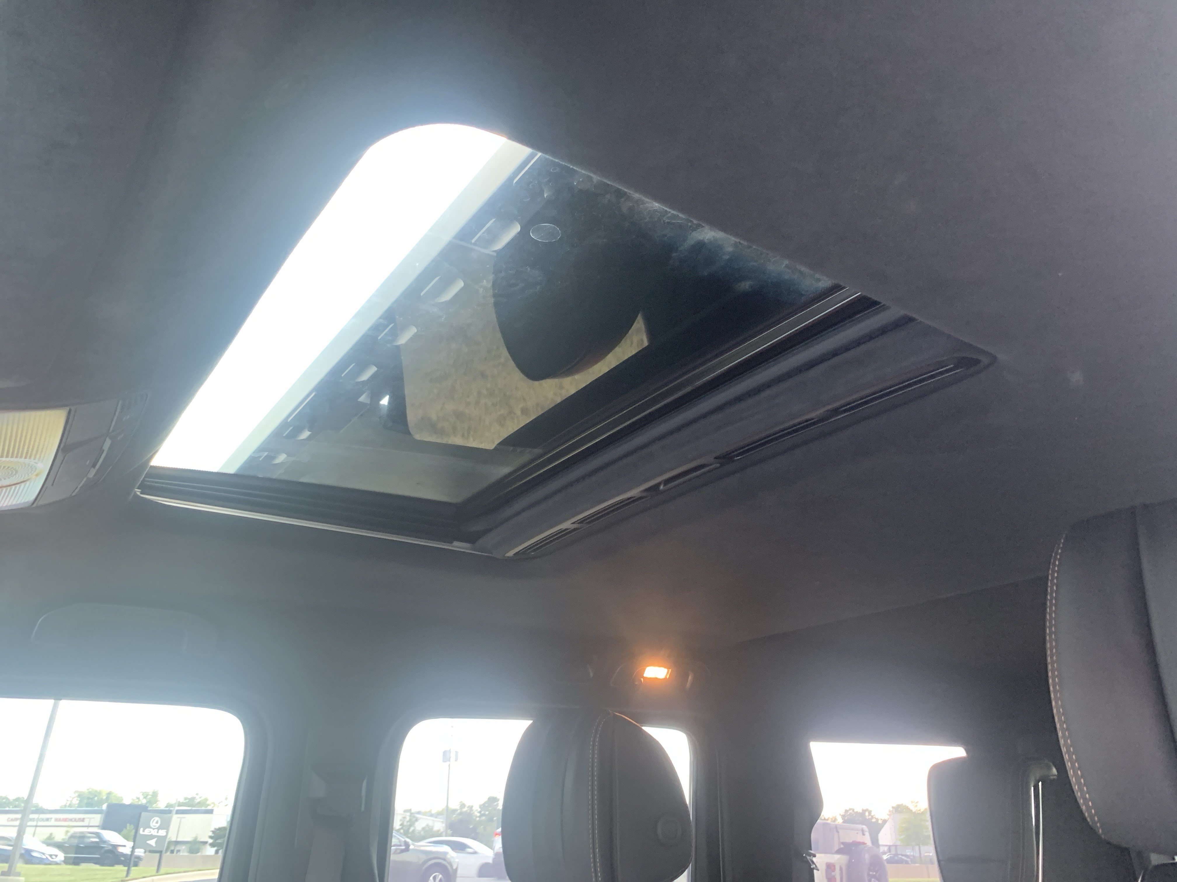 Used 2022 Mercedes-Benz G 550 image 28