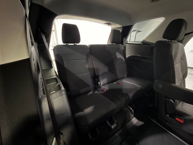 Used 2021 Chevrolet Traverse LT FWD image 15