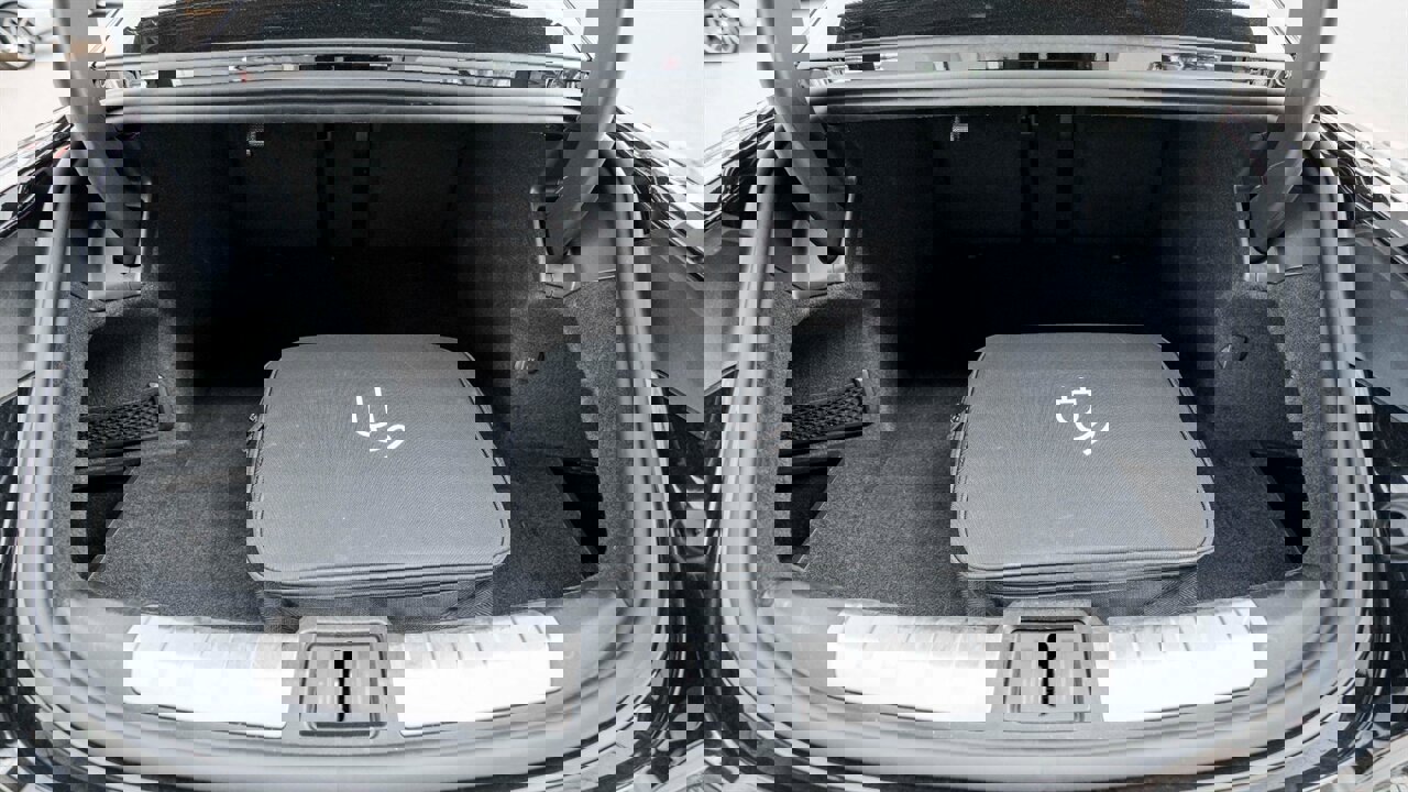 Used 2021 Porsche Taycan 4S image 38