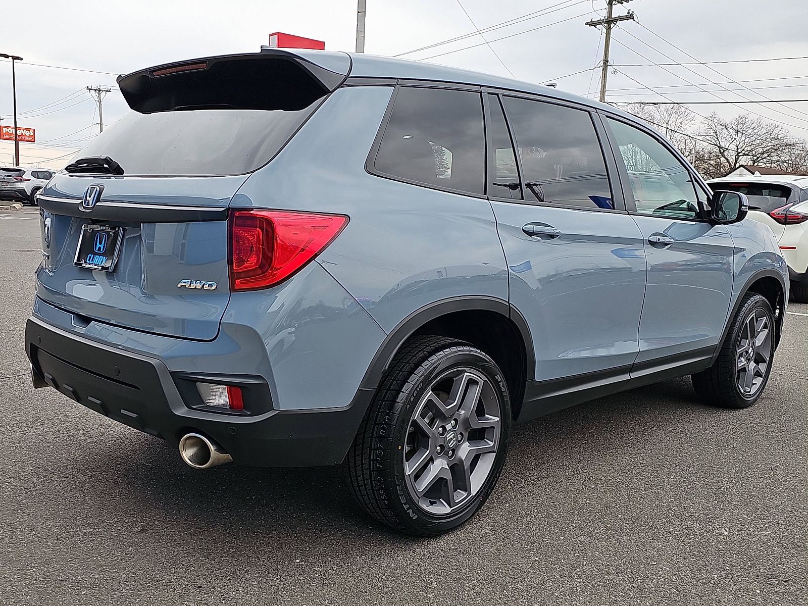 Used 2023 Honda Passport EX-L image 4