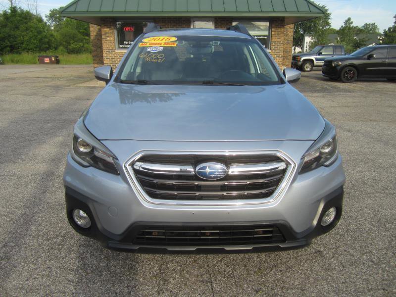 Used 2018 Subaru Outback 2.5i Limited AWD/4WD image 3